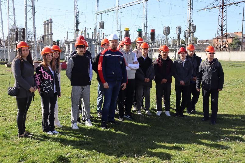 Специалисты «Россети Кубань» встретились с будущими энергетиками