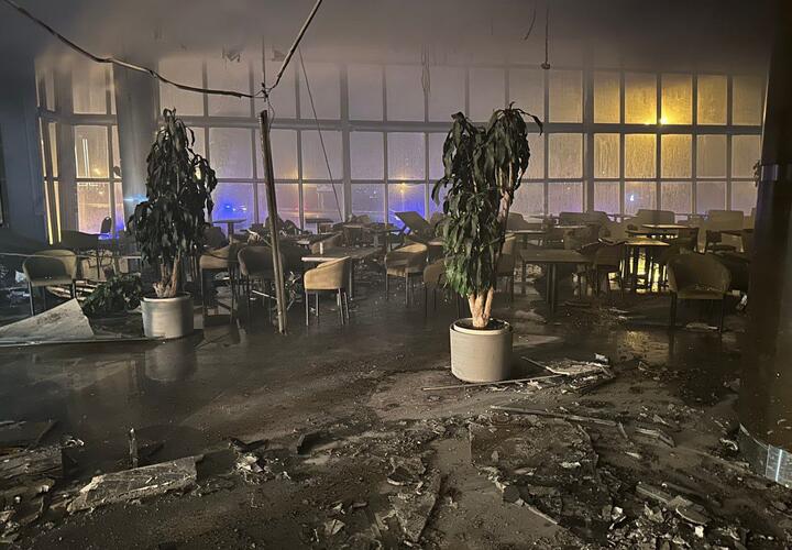 Жуткие кадры: появились фото из сгоревшего «Крокус Сити Холла»