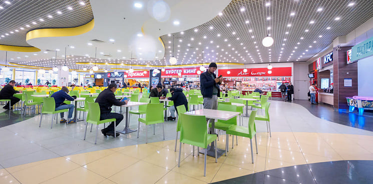 Фуд-корты и игровые комнаты открылись в торговых центрах на Кубани