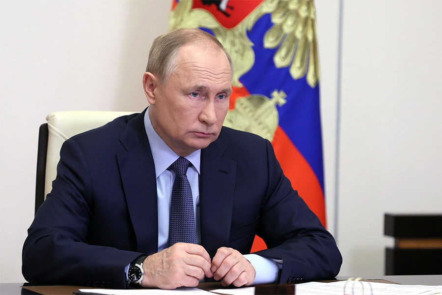 Путин назвал терактом атаку украинских диверсантов в Брянской области
