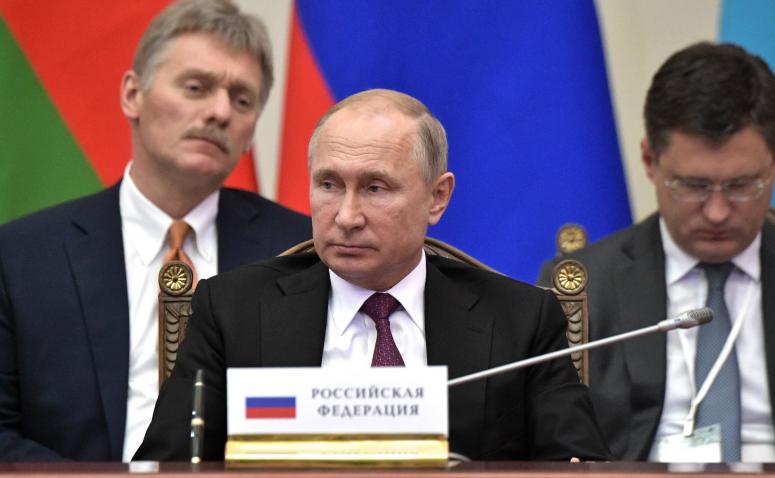 В Кремле ответили на вопрос о том, каким должен быть следующий президент России: "Таким же"