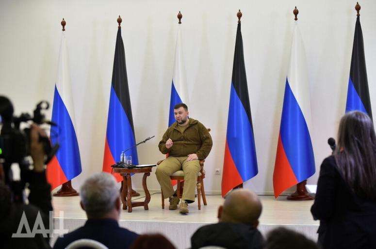 Глава ДНР заявил о готовности рассмотреть вопрос о вхождении республики в состав России