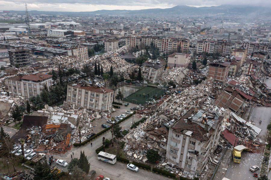 Мощность землетрясения в Турции сравнили со взрывом 130 атомных бомб