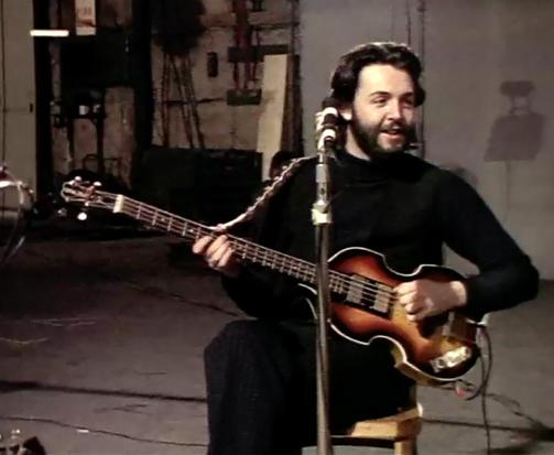 Полу Маккартни вернули гитару, украденную у него более полувека назад