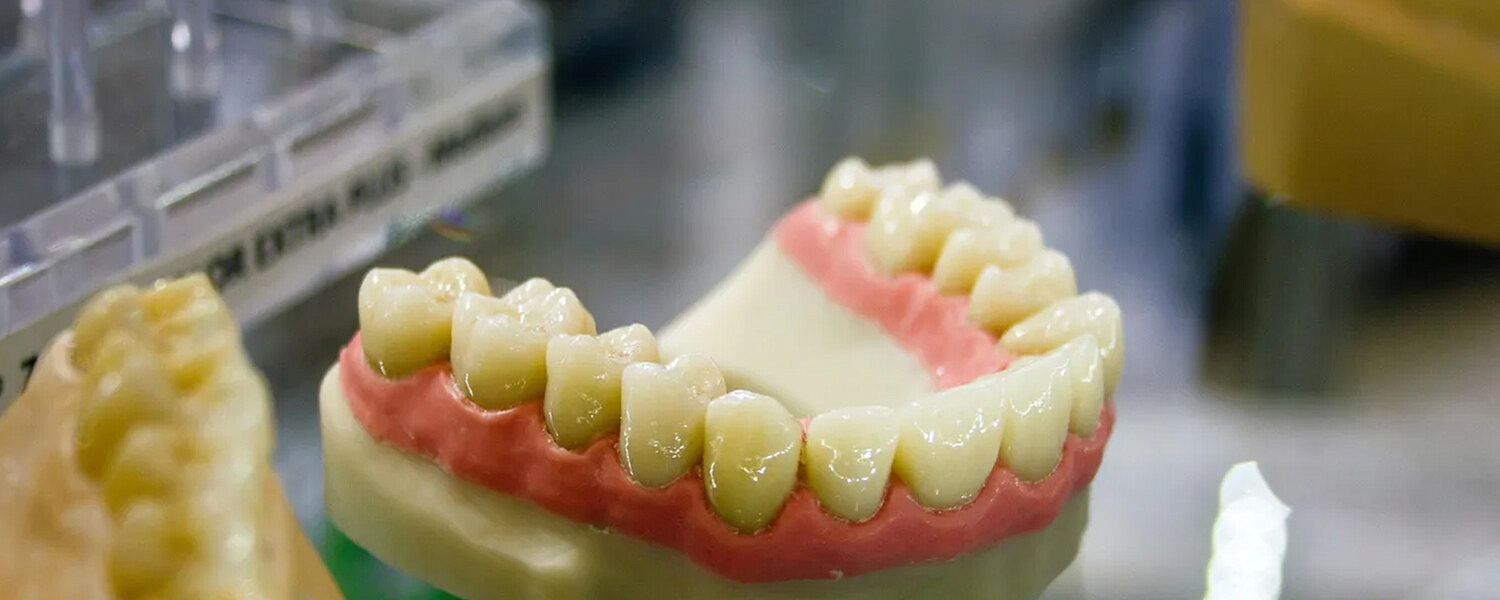 Найден способ выращивать людям новые зубы