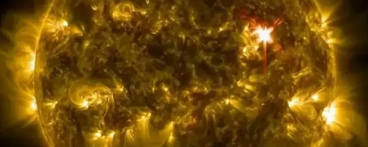 Ученые заявили о мощном ударе по Земле тяжелыми частицами от Солнца